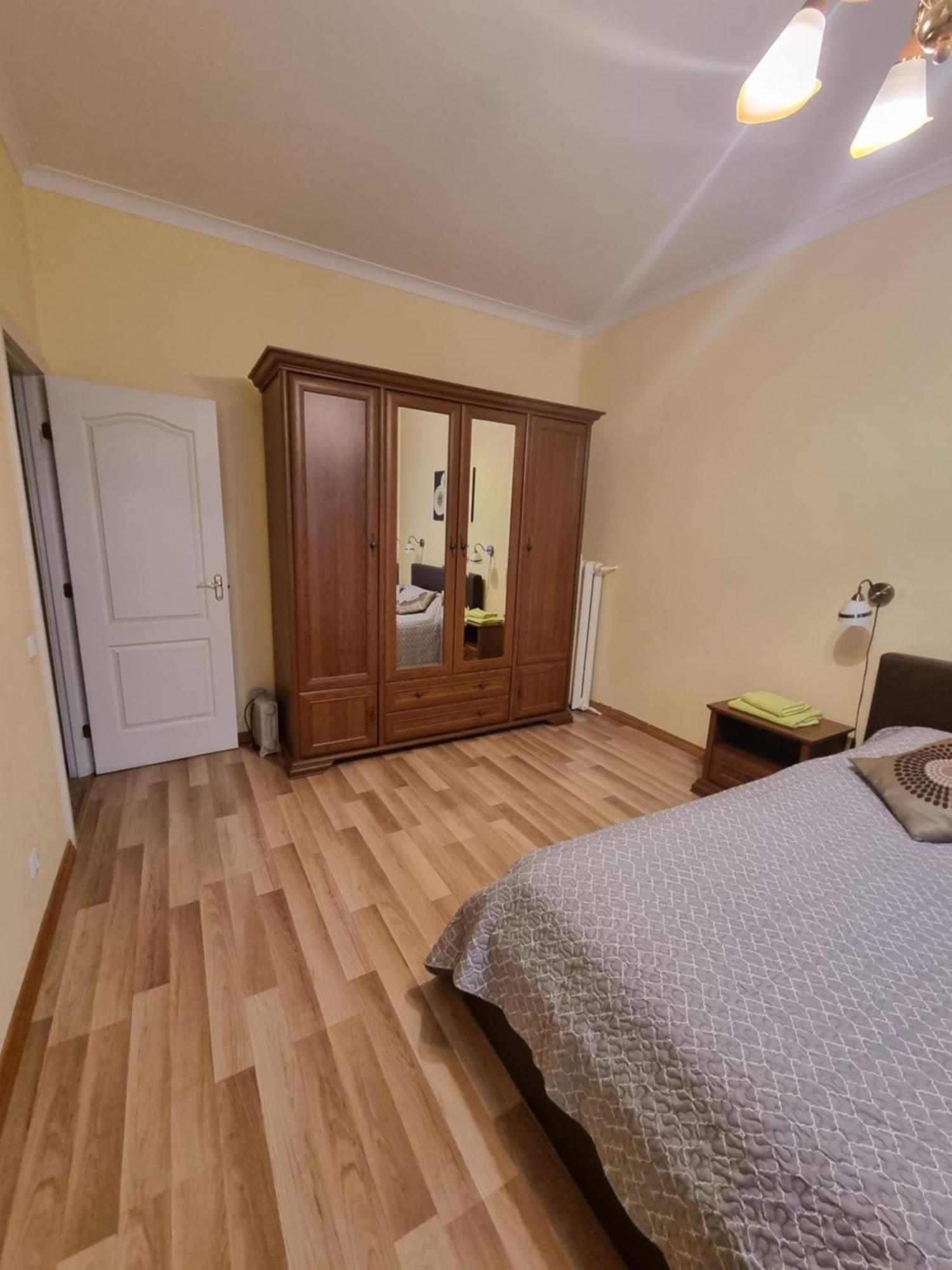 Lacplesa Central Apartments Riga Kültér fotó